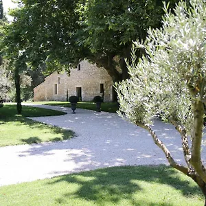 Mas Chateau Blanc אביניון